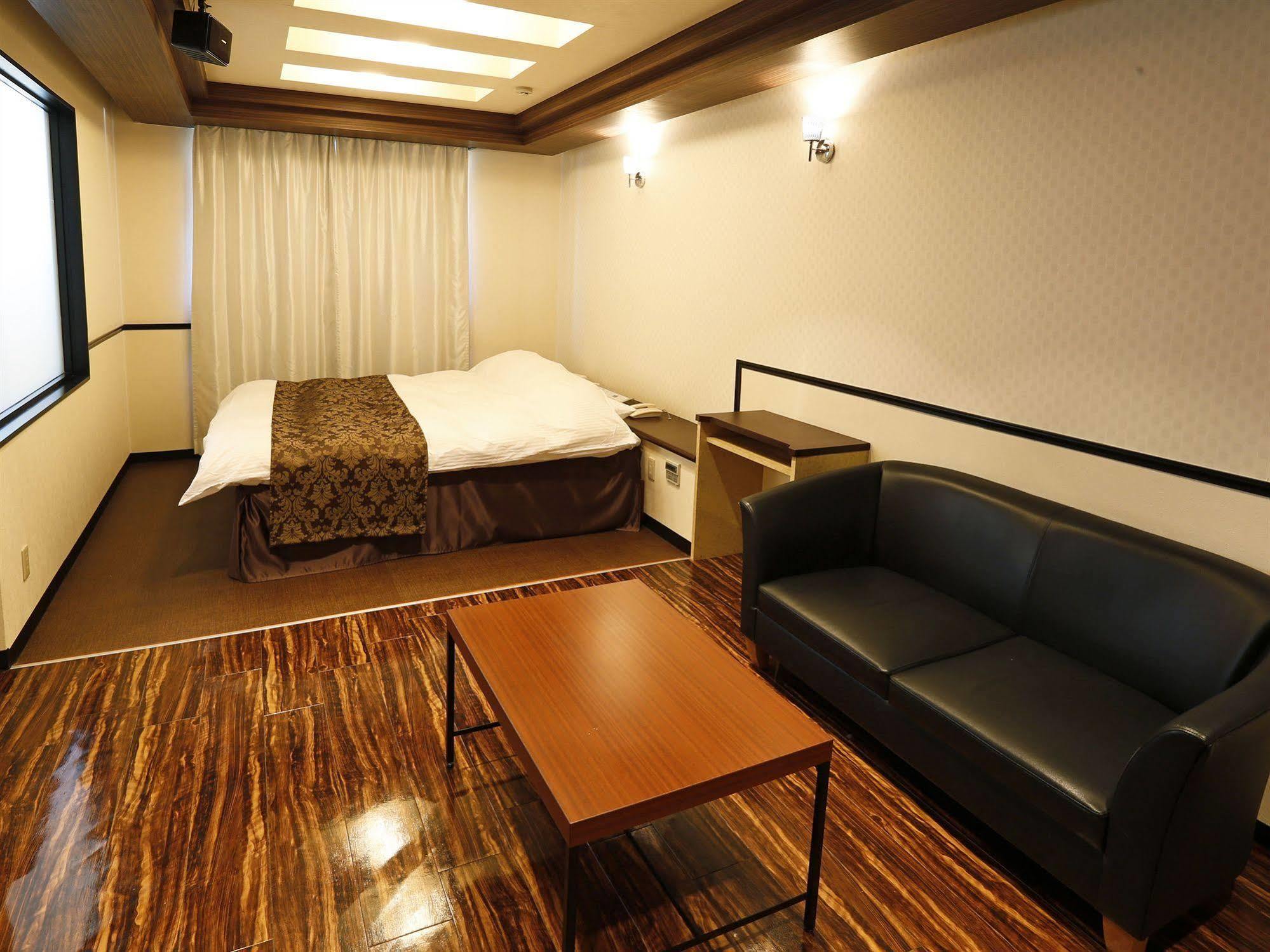Hotel Fine Garden Gifu (Adults Only) Kakamigahara Zewnętrze zdjęcie